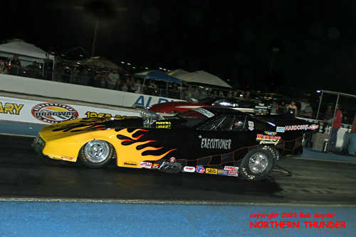 Justin Herbst - 'The Executioner' (near lane) vs 
Danny Smith - 'Snafu'